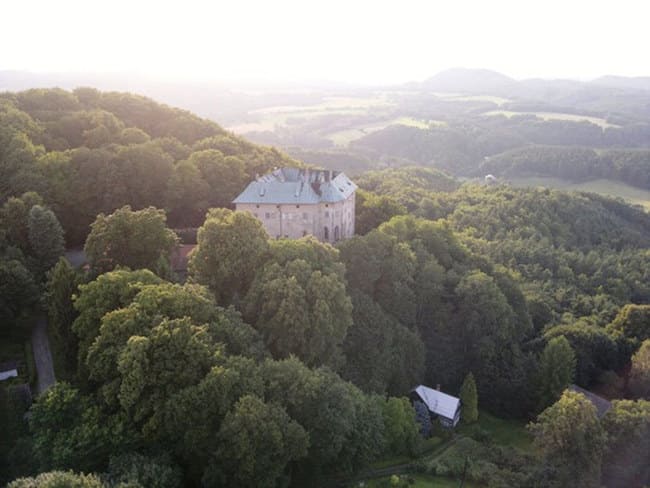 قلعه هوسکا دروازه ورود به جهنم در جمهوری چک