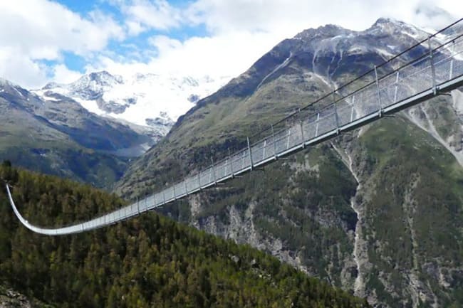 طولاترین پل معلق عابران جهان