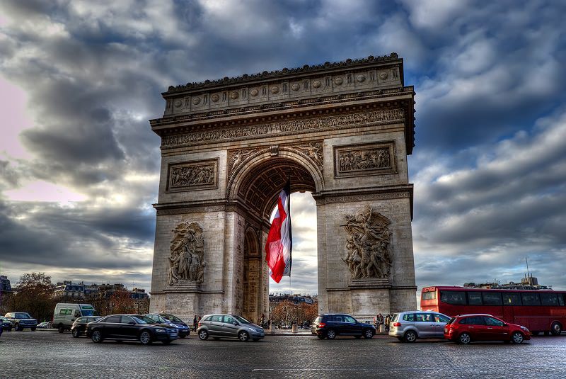 طاق پیروزی، نمادی باشکوه از تاریخ فرانسه