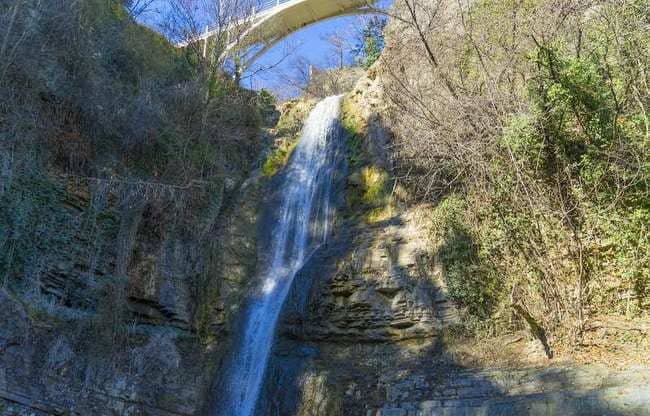 رسفر به تفلیس، گرجستان و راهنمای جاذبه های آن