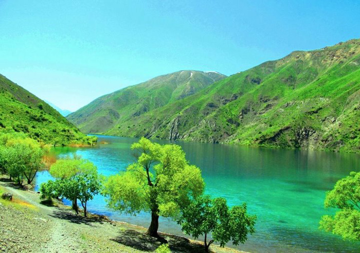 دریاچه گهر ، یکی از زیباترین دریاچه‌ های ایران در لرستان | Gahar Lake