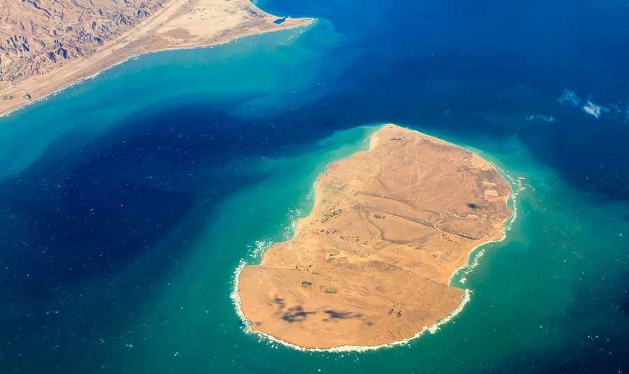 جزیره هندورابی (Hendorabi Island)