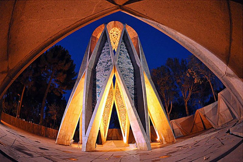 آرامگاه خیام نیشابور