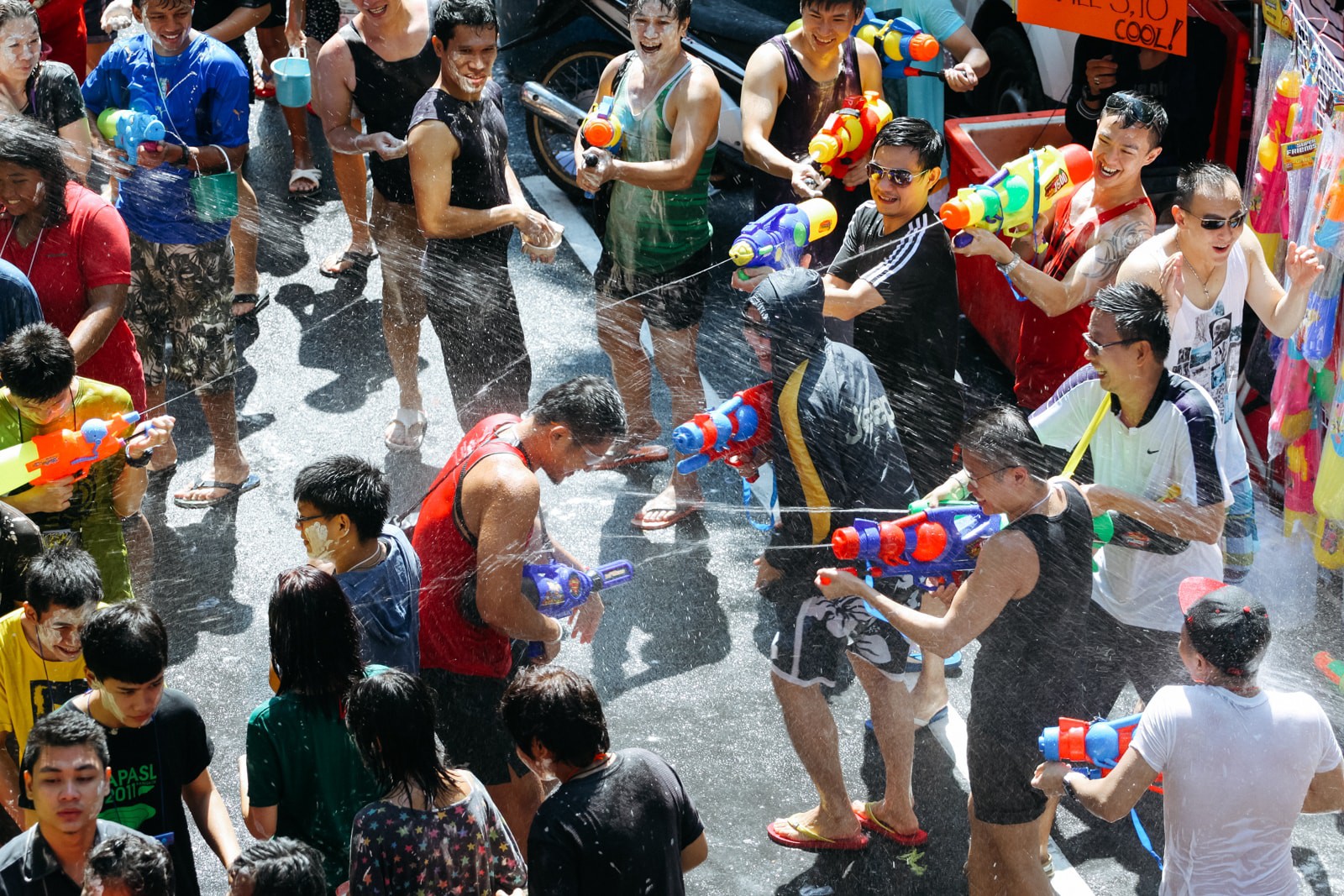 جشن آب تایلند