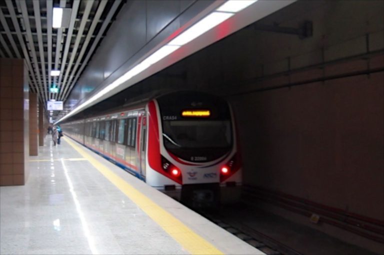 راهنمای مترو استانبول