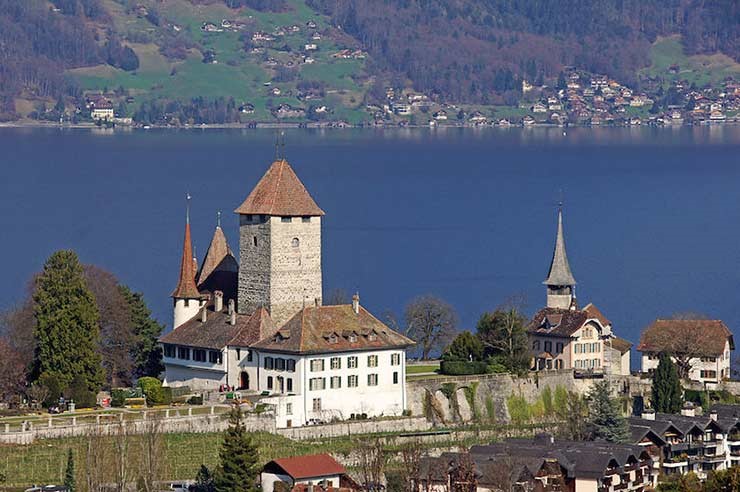 10 نمونه از زیباترین قلعه های سوئیس