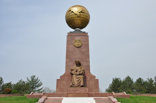 میدان استقلال تاشکند ازبکستان