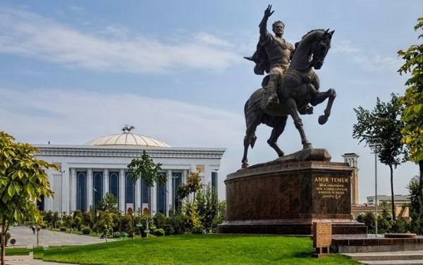 میدان امیر تیمور تاشکند ازبکستان