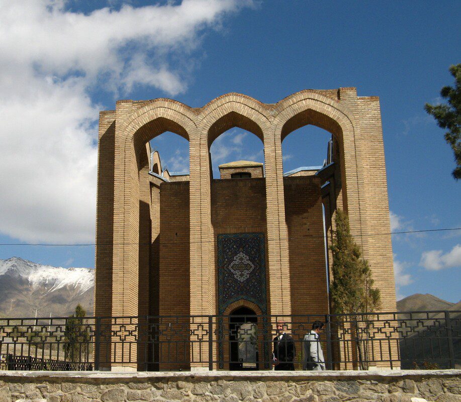 دیدنی های تویسرکان