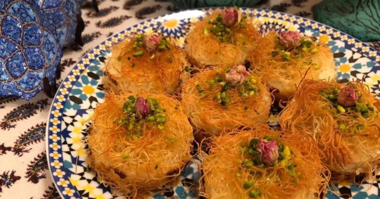 طرز تهیه دسر شعریه