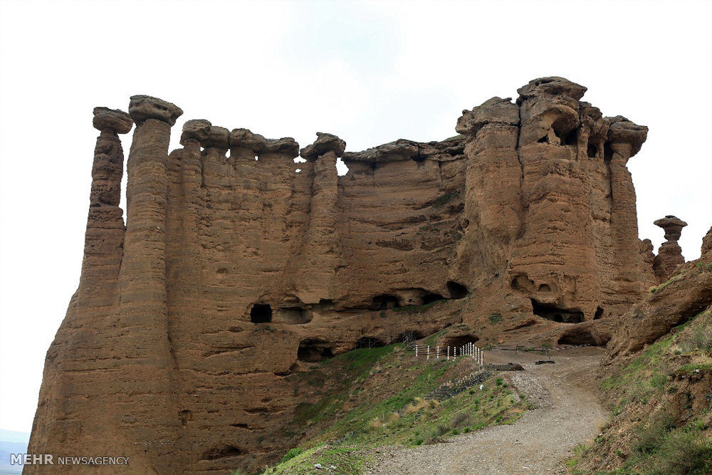 قلعه بهستان