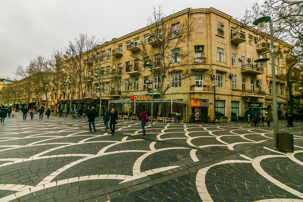 میدان فانتین باکو