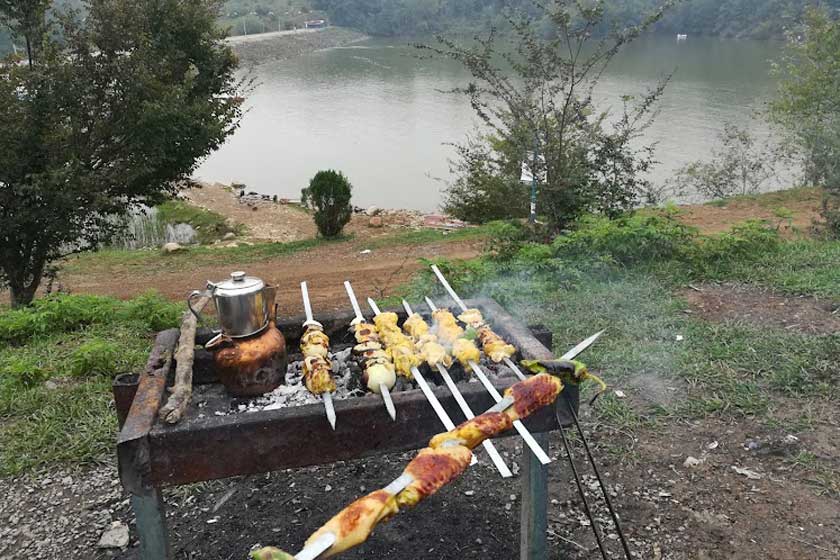 دریاچه الیمالات