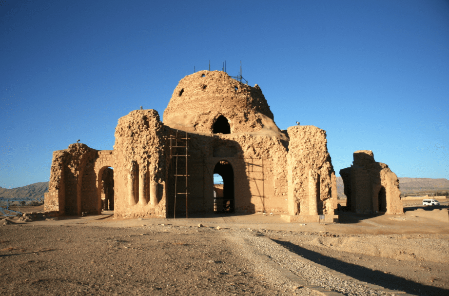 کاخ ساسانی سروستان