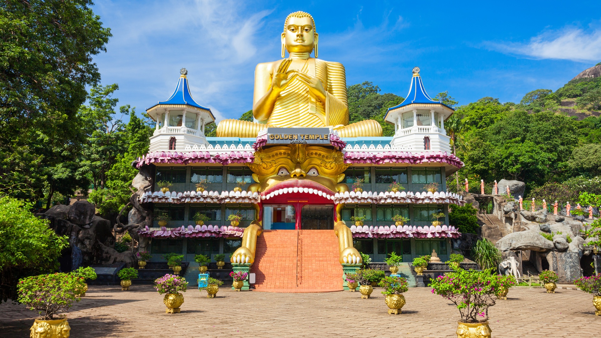 معبد دامبولا سریلانکا