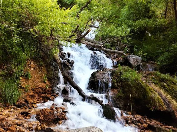 آبشار بار نیشابور