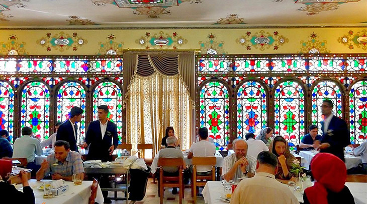 رستوران های اصفهان | شکم گردی در 6 تا از بهترین های نصف جهان